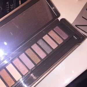 Naked 2 pallet